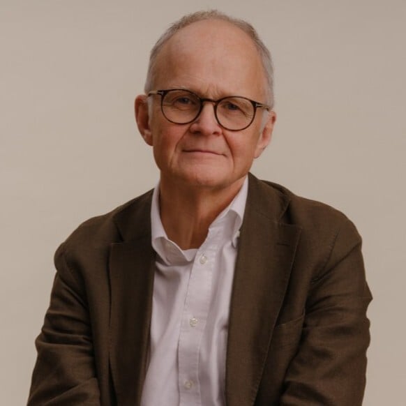 Dr. Stefan Larsson
